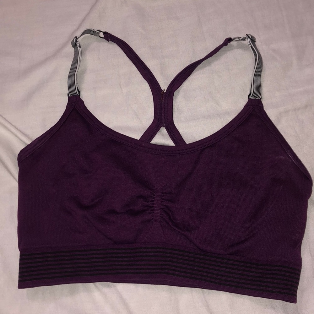Sports bra
